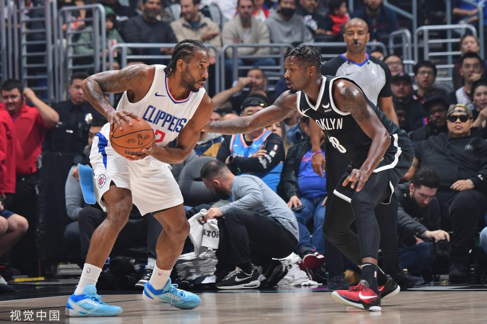 这是刘伟健 这是刘伟健