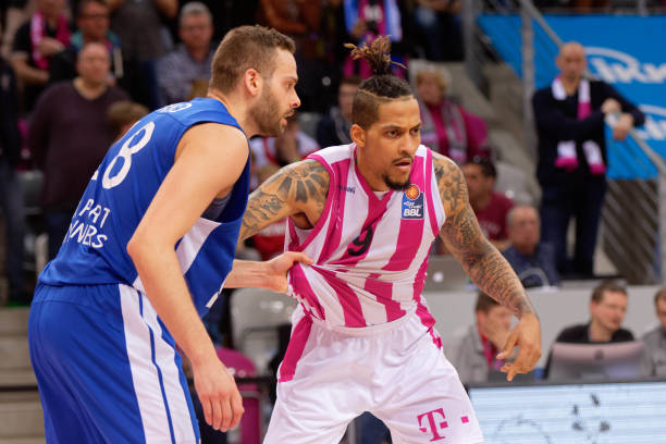 为帕纳辛奈 为帕纳辛奈